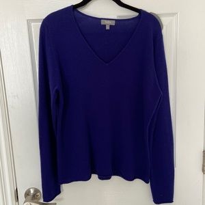 Neiman Marcus 100% Cashmere Sweater